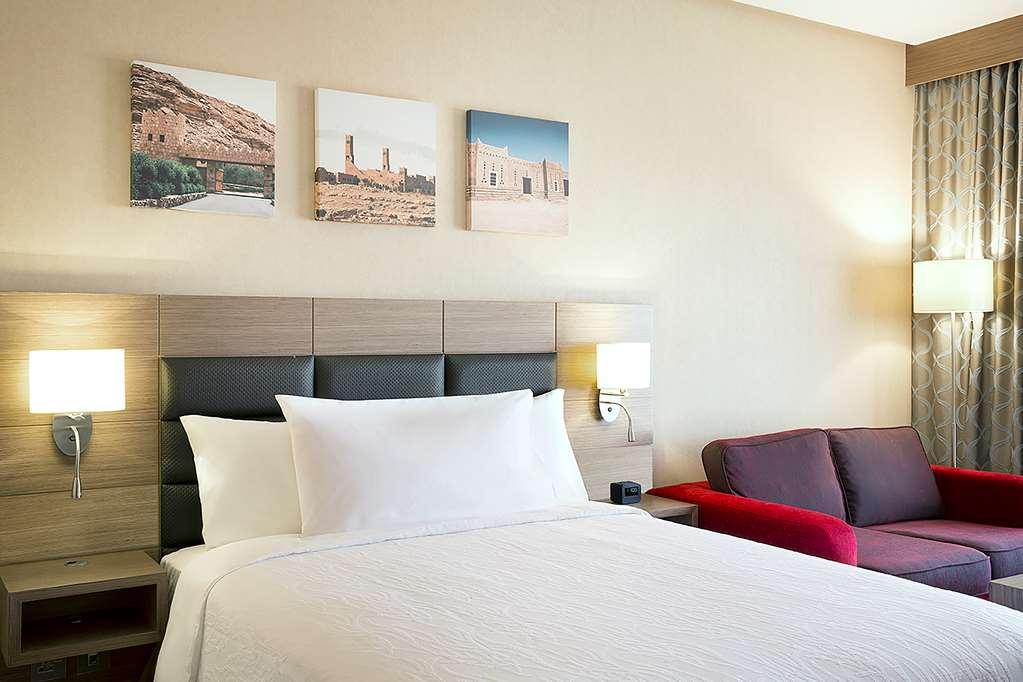 Hilton Garden Inn Tabūk Rom bilde