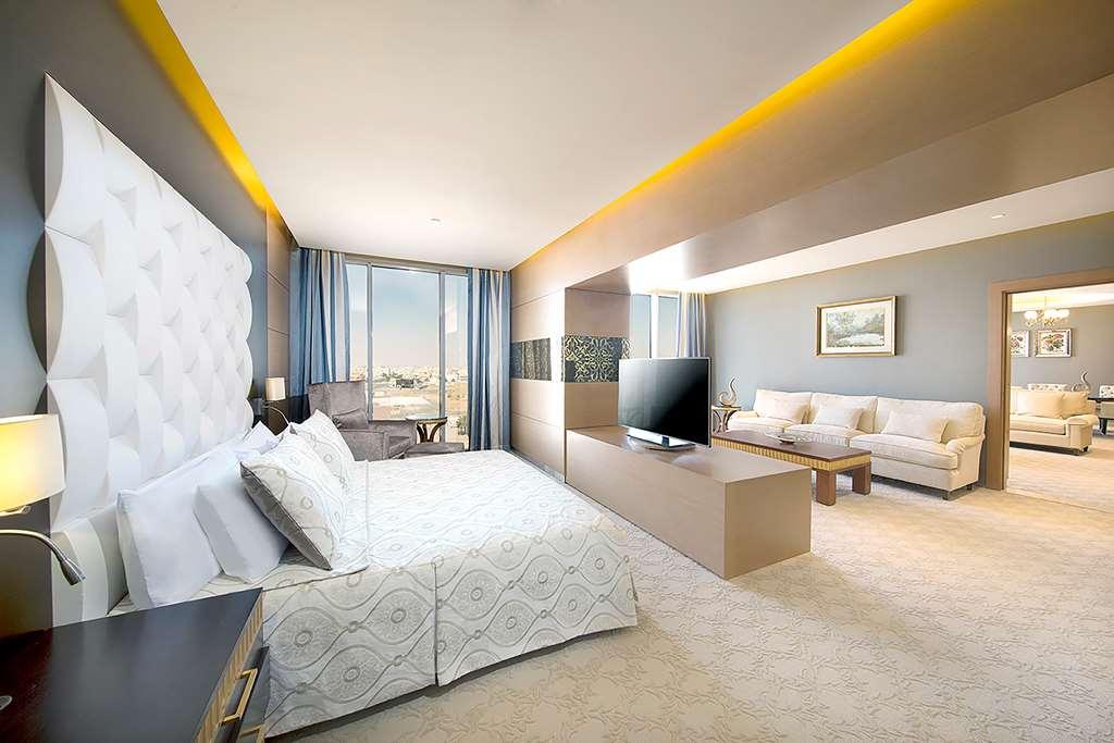 Hilton Garden Inn Tabūk Rom bilde